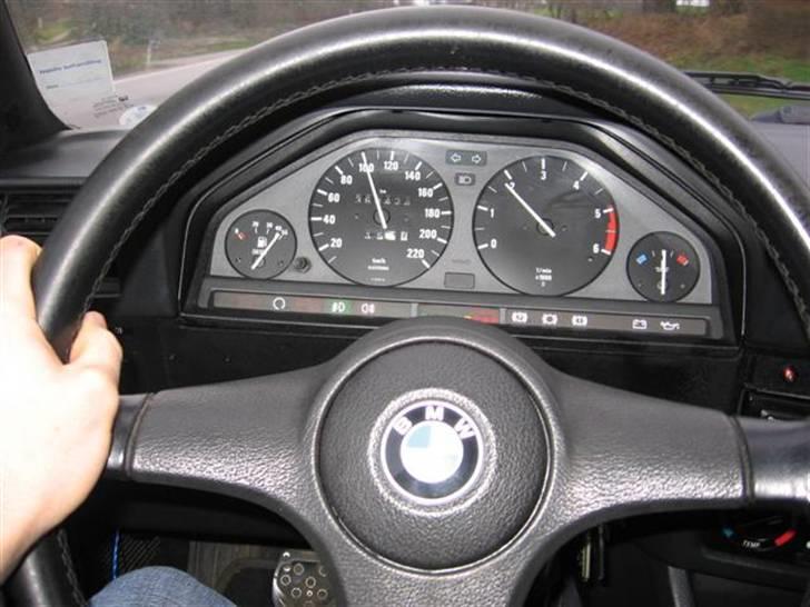 BMW 324TD - Solgt billede 14