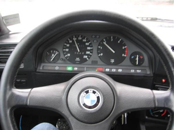 BMW 324TD - Solgt billede 15