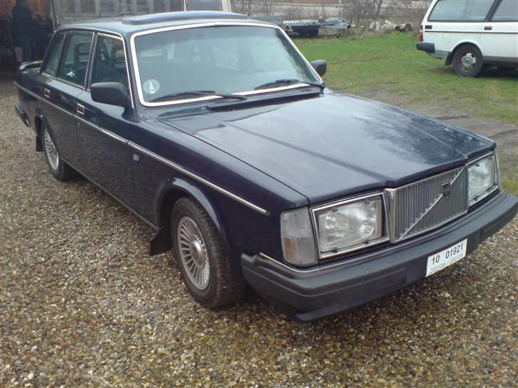 Volvo 264 GLE TIC #Skrottet# billede 1