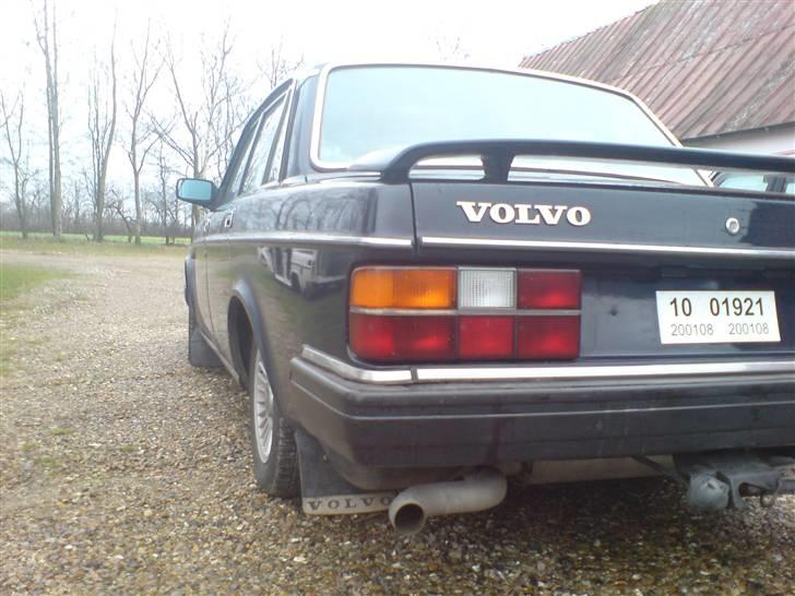 Volvo 264 GLE TIC #Skrottet# billede 2