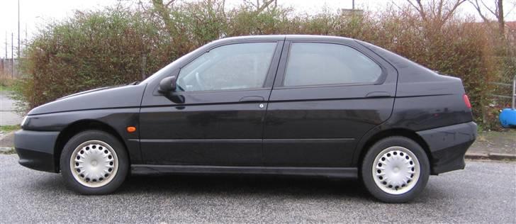 Alfa Romeo 146 1,6 T.S 16V billede 2