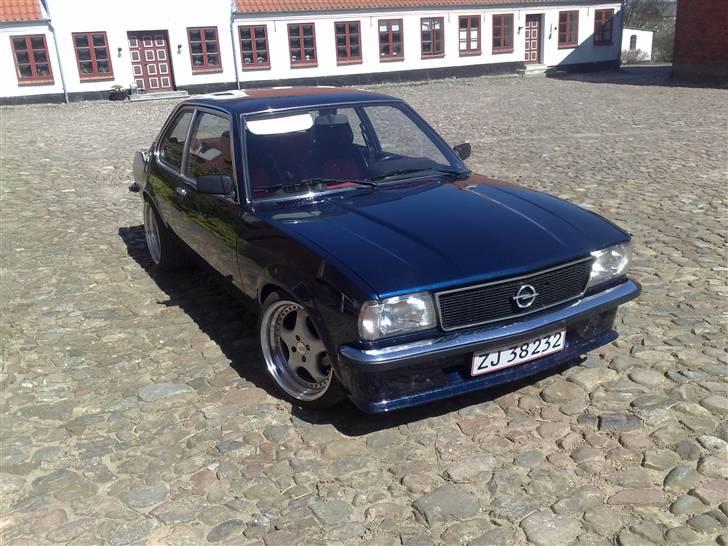 Opel ascona b c20let turbo billede 2