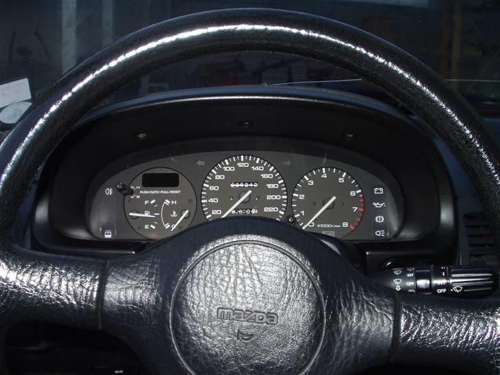 Mazda 323 F BG sportsline solgt billede 8