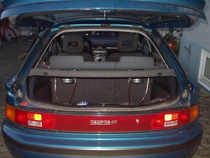 Mazda 323 F BG sportsline solgt billede 14