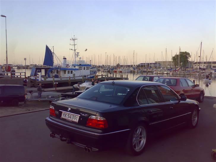 BMW 740i V8 billede 19