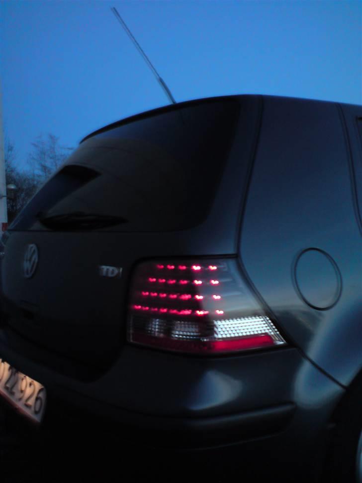 VW Golf 4 1,9 TDI  SOLGT billede 2