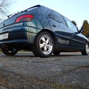 Peugeot 306. 1.6