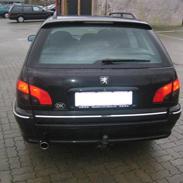 Peugeot 406 st.car Sortmetal