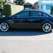 Audi a4 (SOLGT)