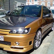 Peugeot 306GTI(Carbon Look) solgt
