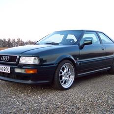 Audi S2 coupe quattro
