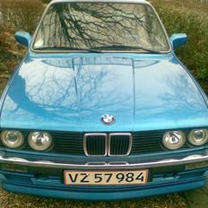 BMW 320i  Solgt