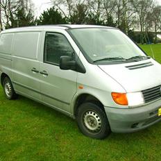 Mercedes Benz vito 