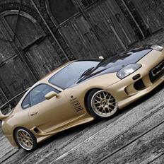 Toyota Supra MKIV -SOLGT-