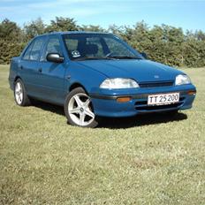 Suzuki Swift 1.6 GLXi