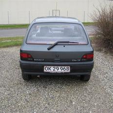 Renault Clio  ---DØD---