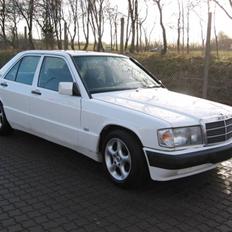 Mercedes Benz 190 D 2.5