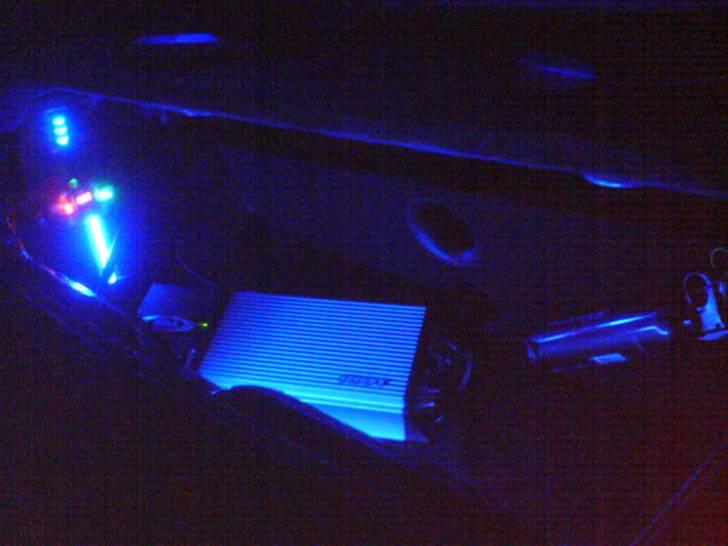 VW Golf 2 GTD ic. skrottet - bagagerum=) billede 7