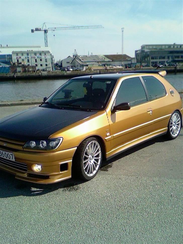 Peugeot 306GTI(Carbon Look) solgt billede 8