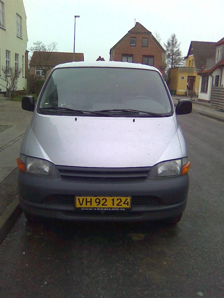Toyota Hiace *SOLGT* billede 4