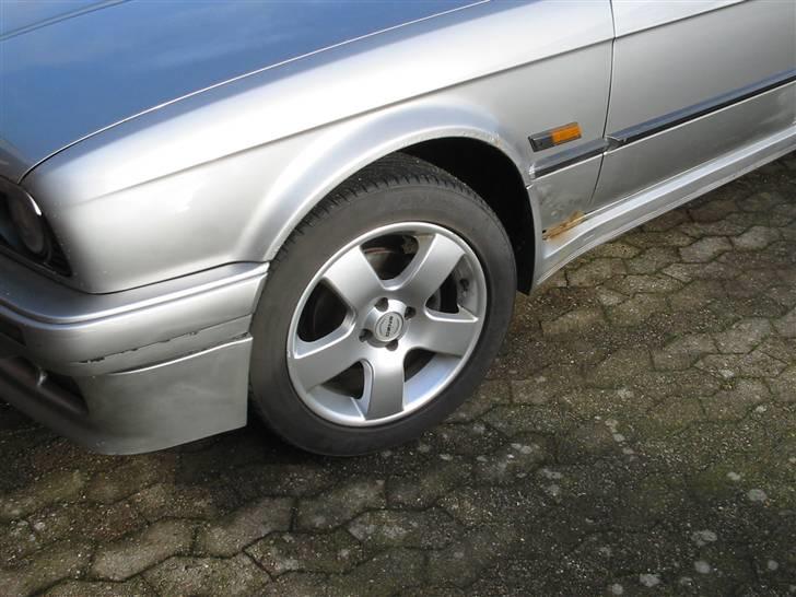 BMW 318 i m-tech Solgt billede 3