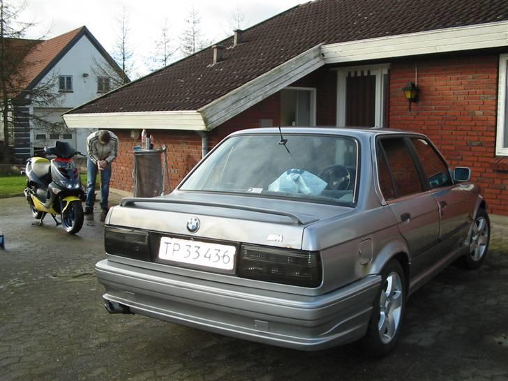 BMW 318 i m-tech Solgt billede 5