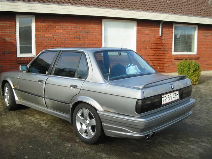 BMW 318 i m-tech Solgt billede 6