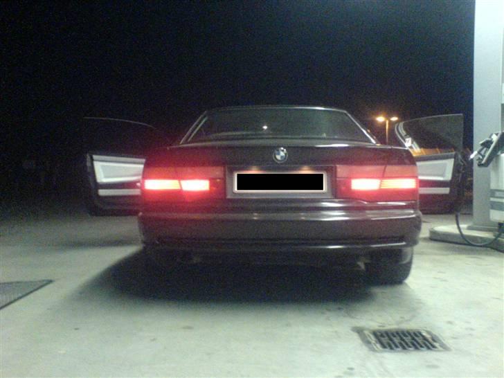 BMW 850i solgt - jahhh den bruger jo lidt benzin :O) billede 7