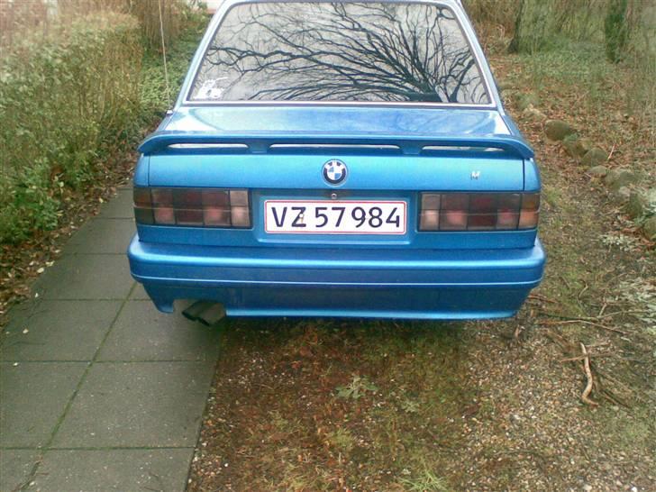 BMW 320i  Solgt billede 5