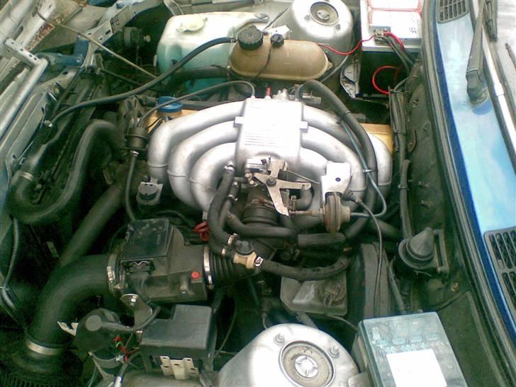 BMW 320i  Solgt billede 13