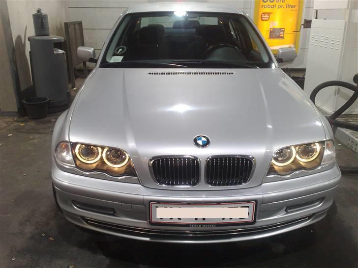 BMW E46 320i billede 1