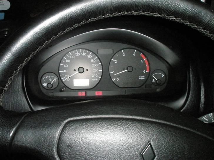 Mitsubishi carisma..solgt billede 8