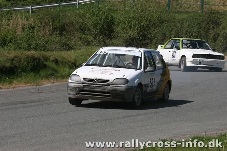 Citroën saxo 1.6 VTS - Mig ved det første DM i Tyskland :D ... Fik min første podieplads :D billede 3