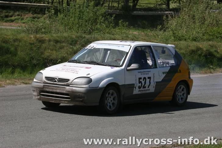 Citroën saxo 1.6 VTS - Mig ved det første DM i Tyskland :D ... Fik min første podieplads :D billede 4