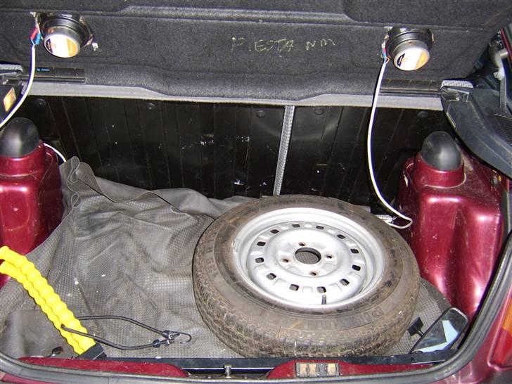 Ford Fiesta 1,8Diesel SOLGT billede 8