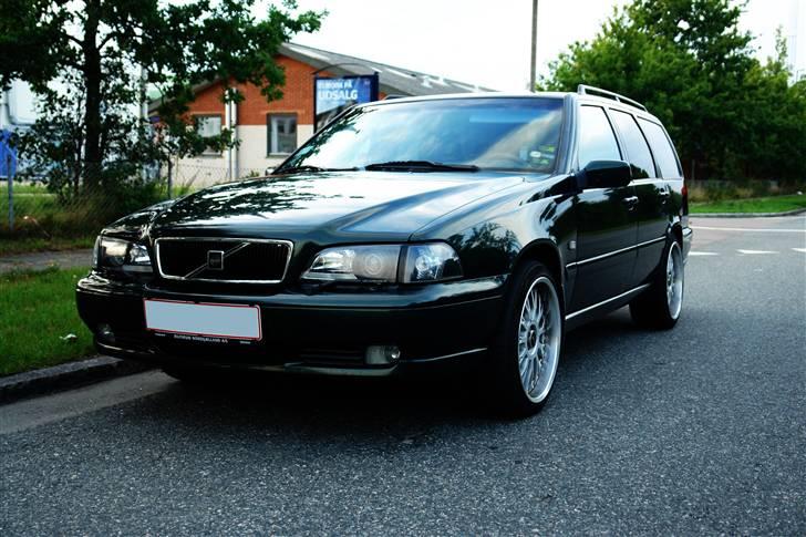 Volvo V70 2.5L Turbo [Tidl. bil] billede 1