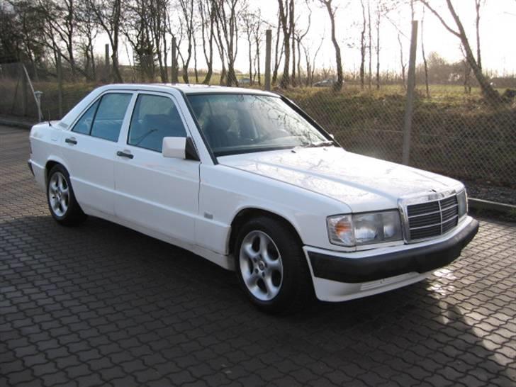 Mercedes Benz 190 D 2.5 billede 2