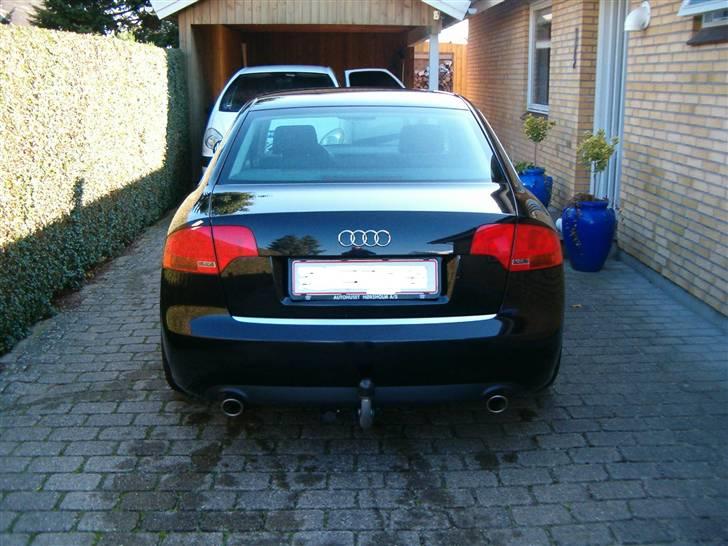 Audi a4 (SOLGT) billede 4
