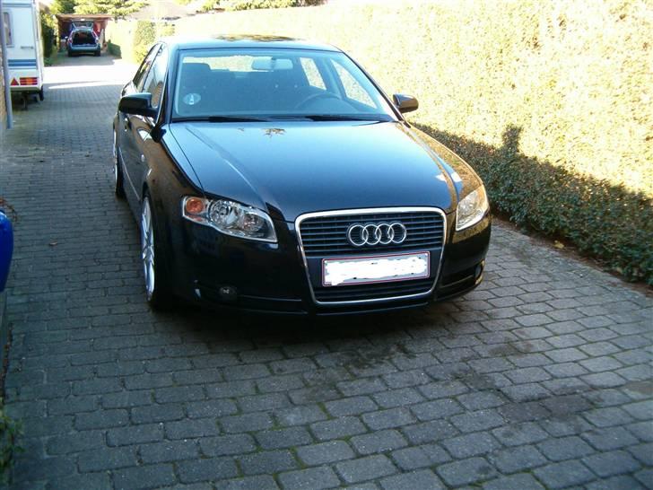 Audi a4 (SOLGT) billede 5