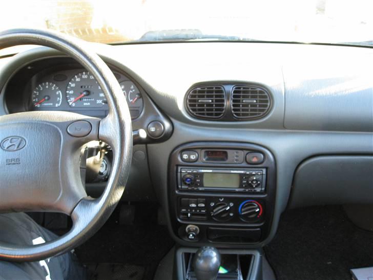 Hyundai Accent 1,5 GLS *Skrottet* billede 6