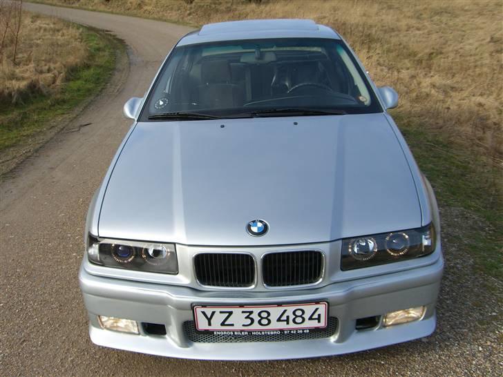 BMW 325 TDS aut billede 5
