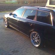 Audi A4 avant TDI *SOLGT*