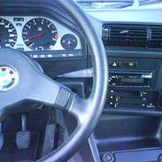 BMW 320i E30 (Solgt)