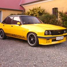 Opel ascona b 2,0E turbo