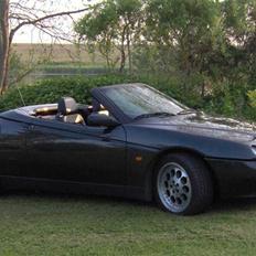 Alfa Romeo Spider V6