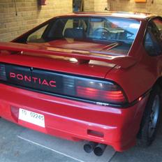 Pontiac Fiero GT