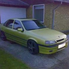 Opel Vectra 2000 Turbo *SOLGT*
