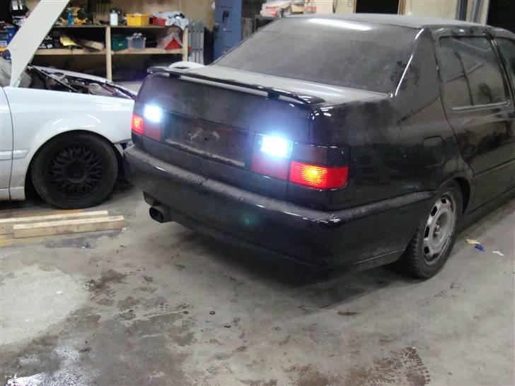 VW Vento G60 *SOLGT* billede 17