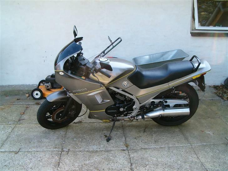 Opel kadett c limo - min mc jeg havde i en tre år, indtil motoren gik til, øv:-( billede 19