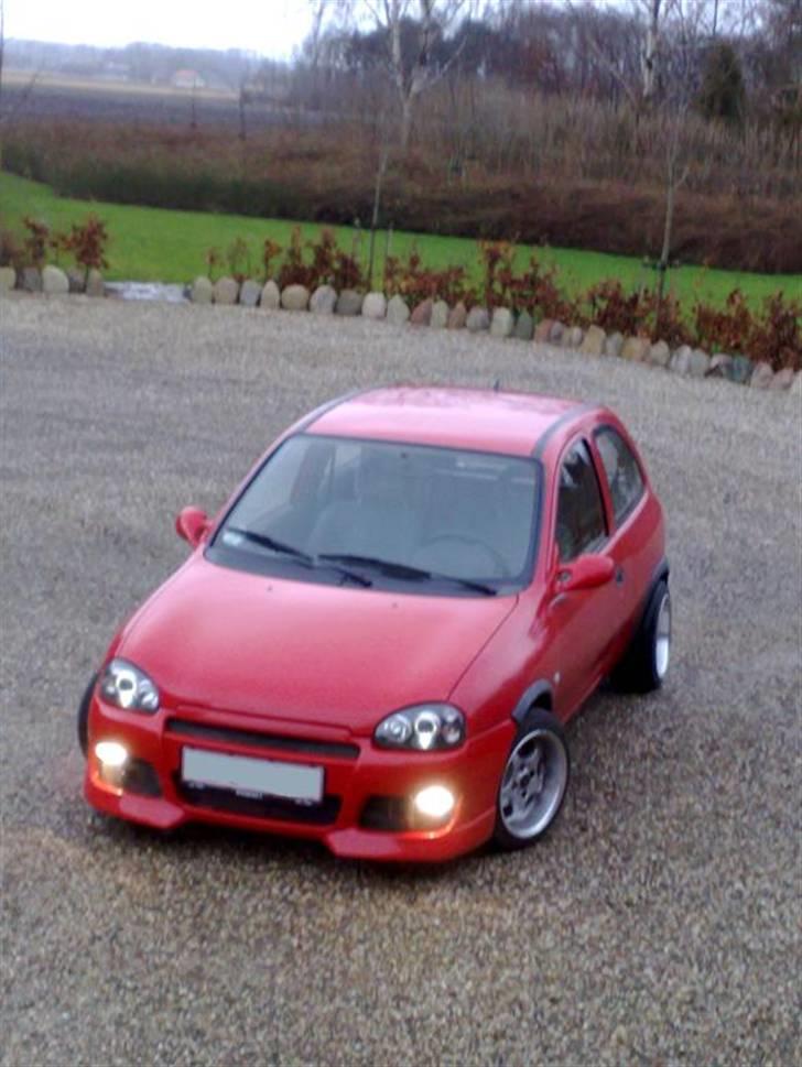 Opel Corsa b - TOTALSKADET billede 1